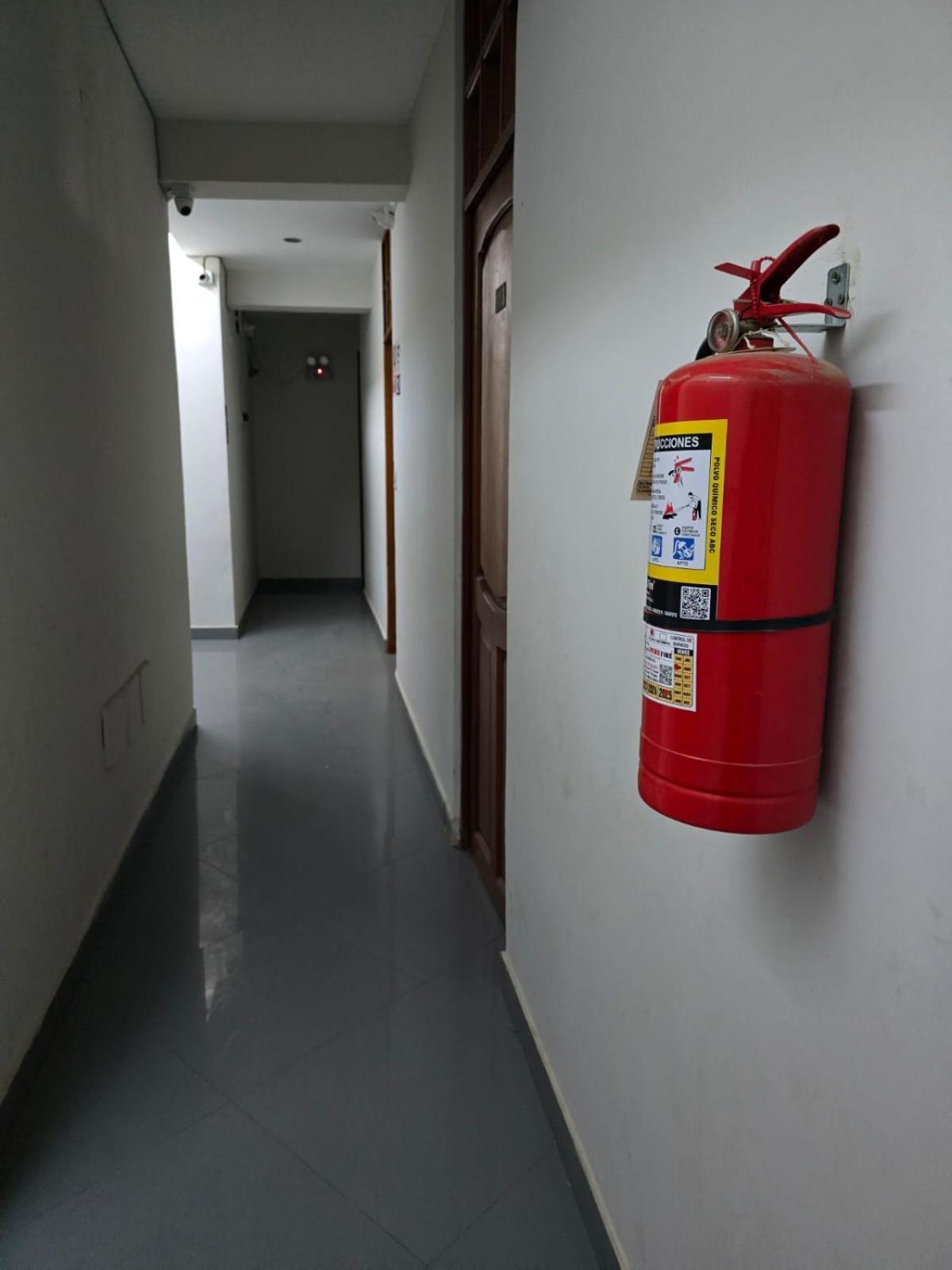Hospedaje Mas Tarapoto Ngoại thất bức ảnh