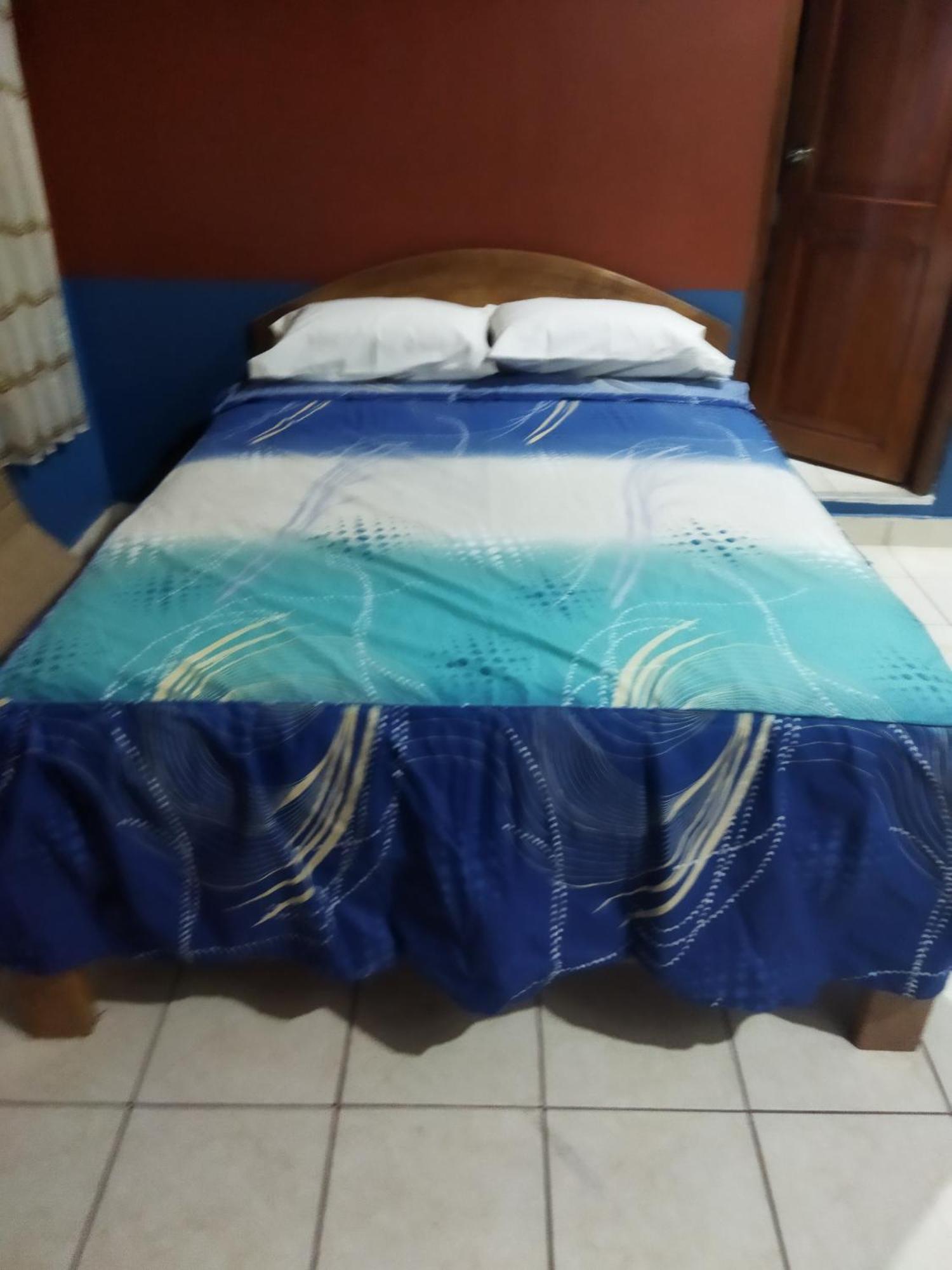 Hospedaje Mas Tarapoto Ngoại thất bức ảnh